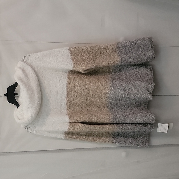 Skye's The Limit Colorblock Cowl Neckline Sweater NWT - Picture 2 of 7